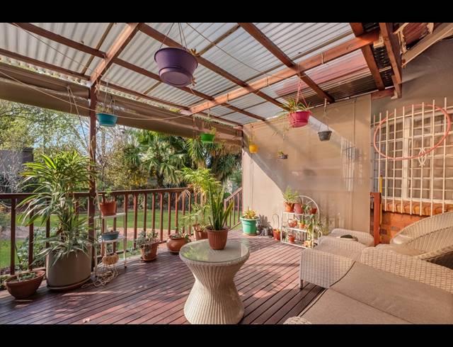 4 BEDROOM HOUSE FOR SALE IN GREENSIDE